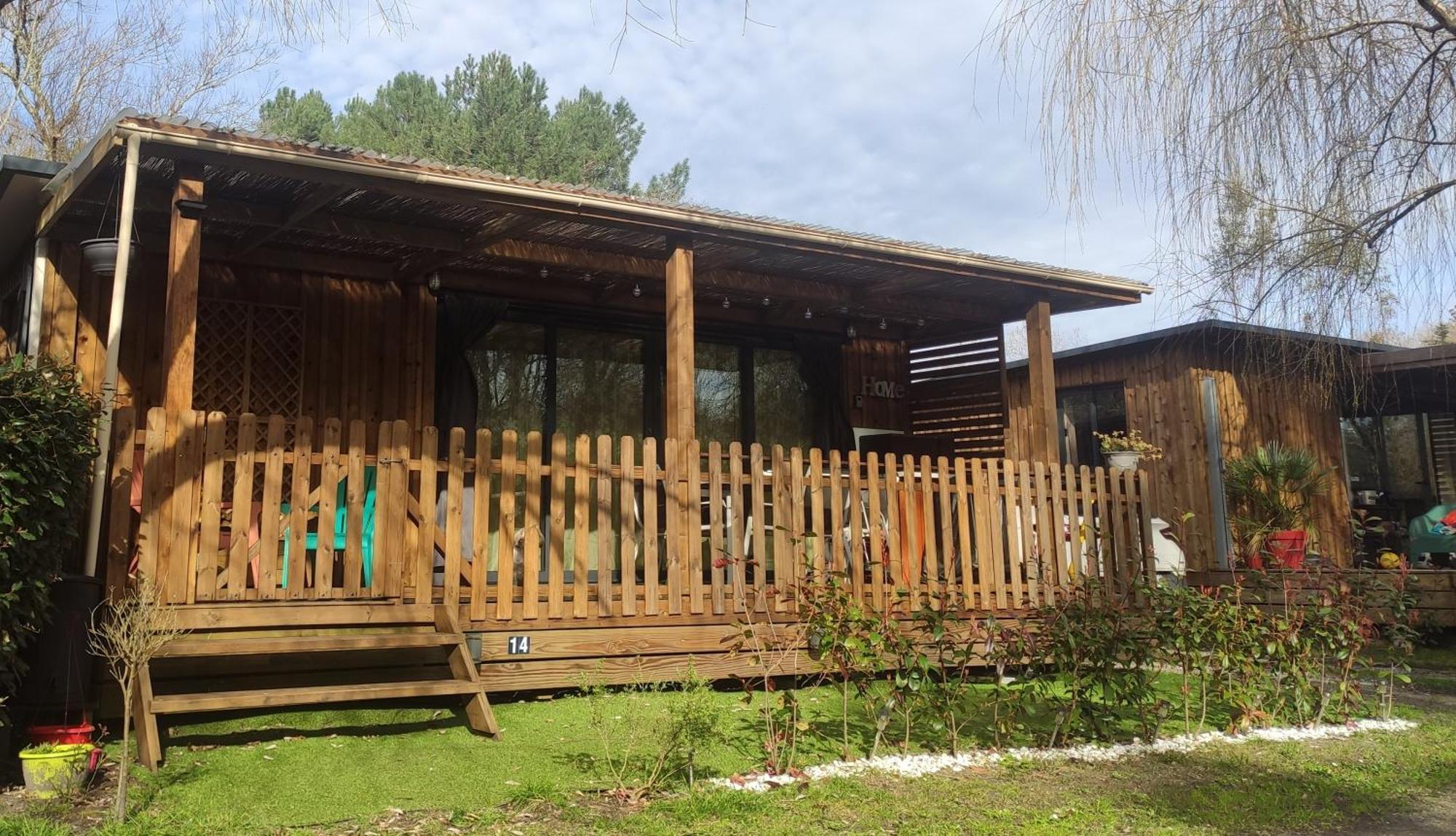 Location Saisonniere Onesse-Laharie Onesse-et-Laharie Exterior foto