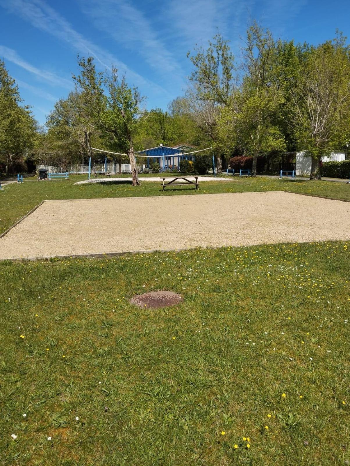 Location Saisonniere Onesse-Laharie Onesse-et-Laharie Exterior foto